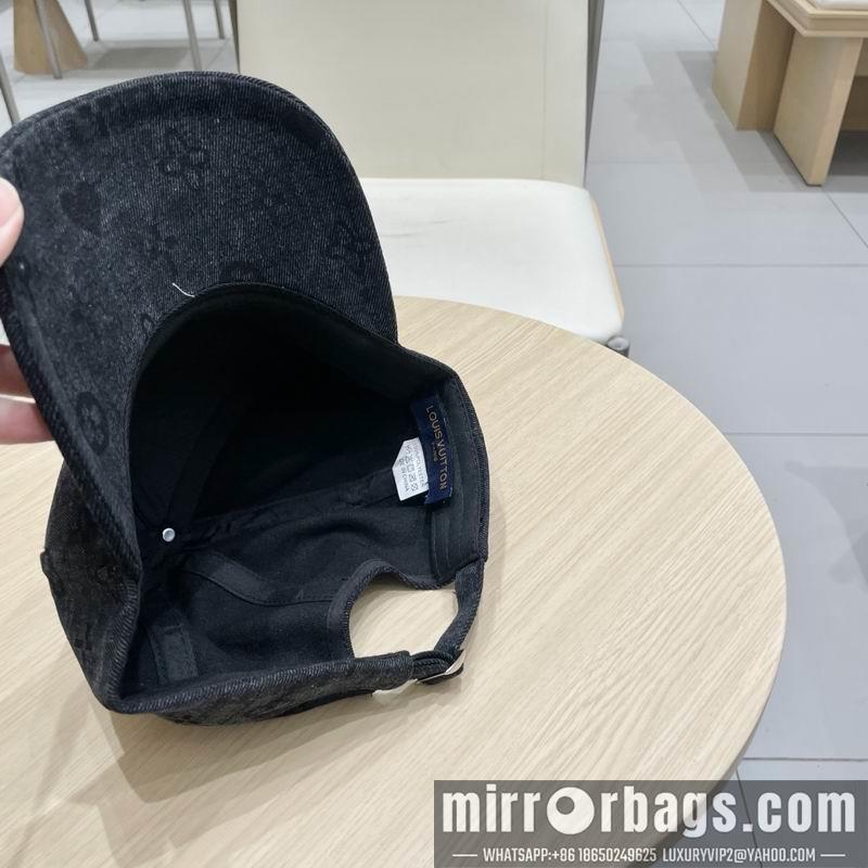 Replica LV Hat 041409