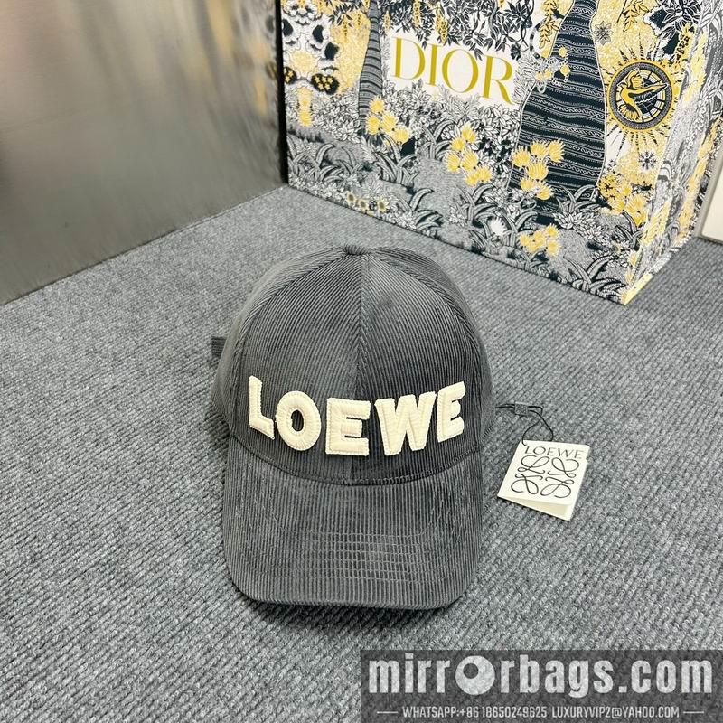 Replica Loewe cap dx30