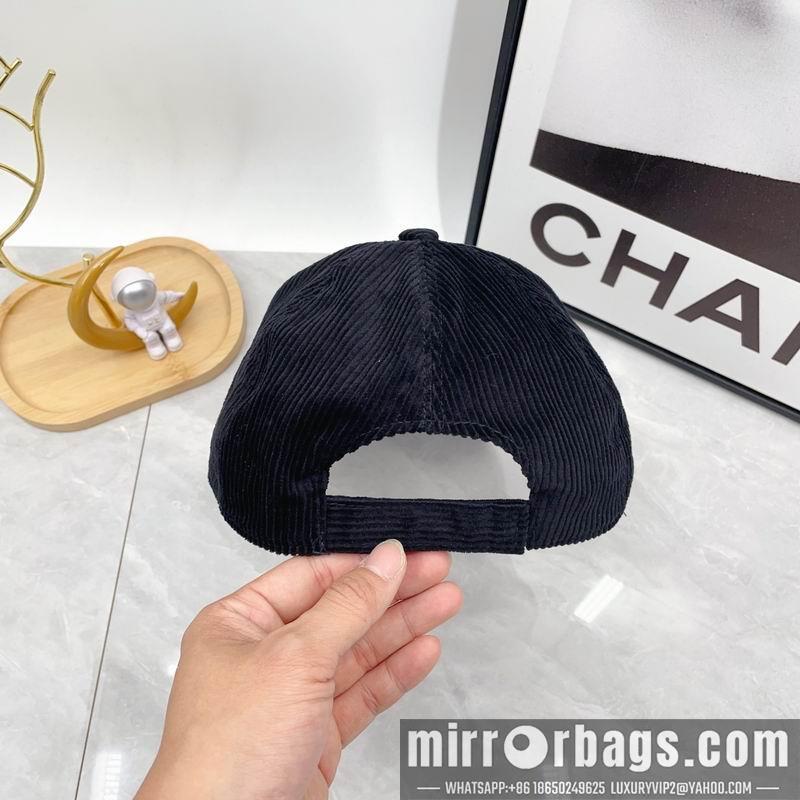 Replica Miumiu Cap dx34