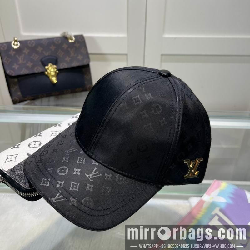 Replica LV cap dx111