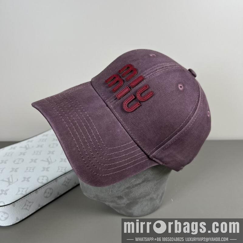 Replica Miumiu cap dx09