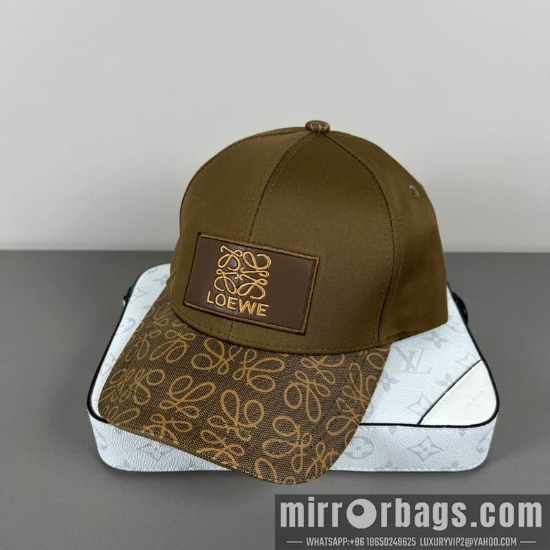 Replica Loewe cap dx37