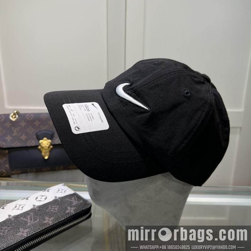 Replica Nike cap dx06