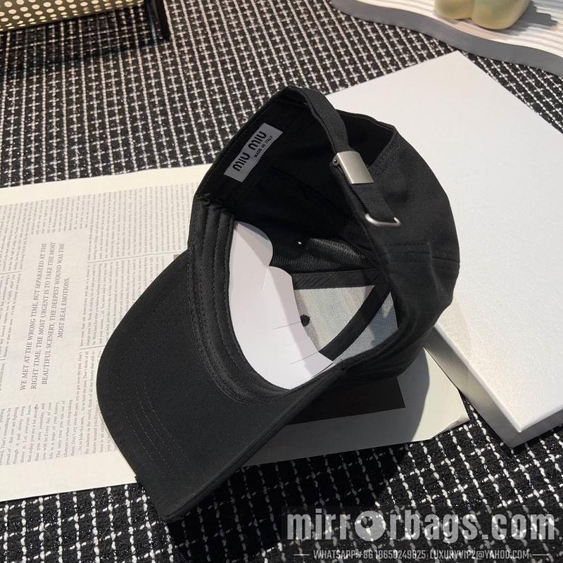 Replica Miumiu cap dx10