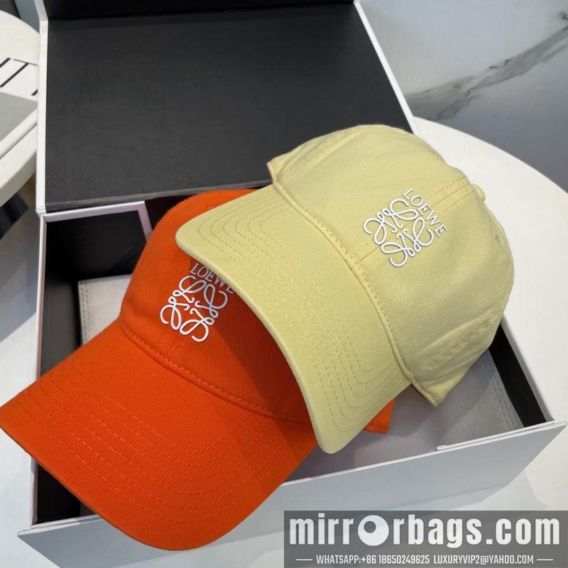 Replica Loewe cap dx49