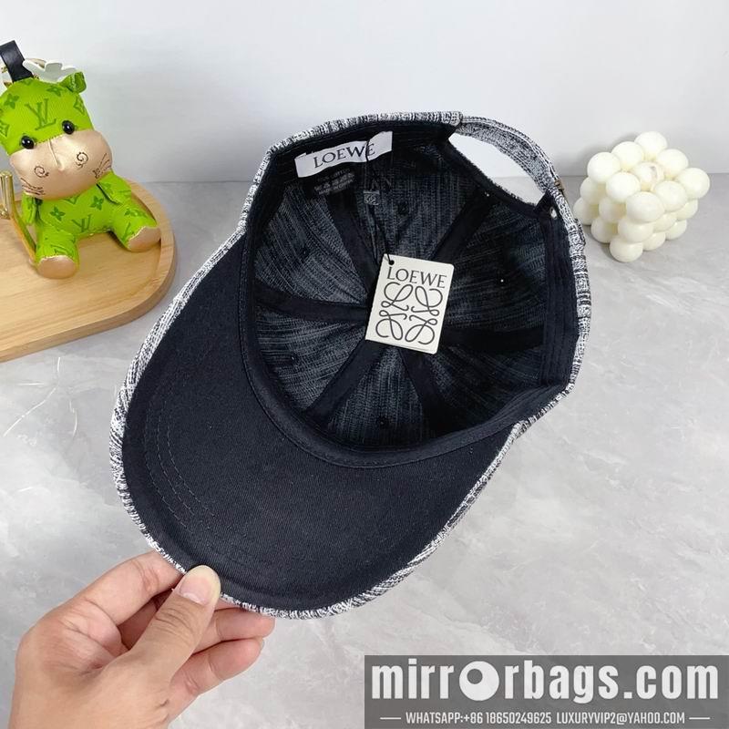 Replica Loewe cap dx27