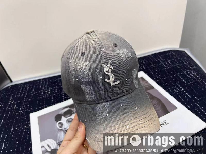 Replica YSL cap dx23