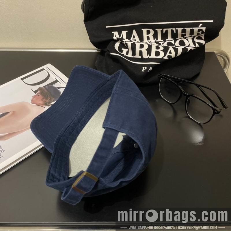 Replica Miumiu cap dx26