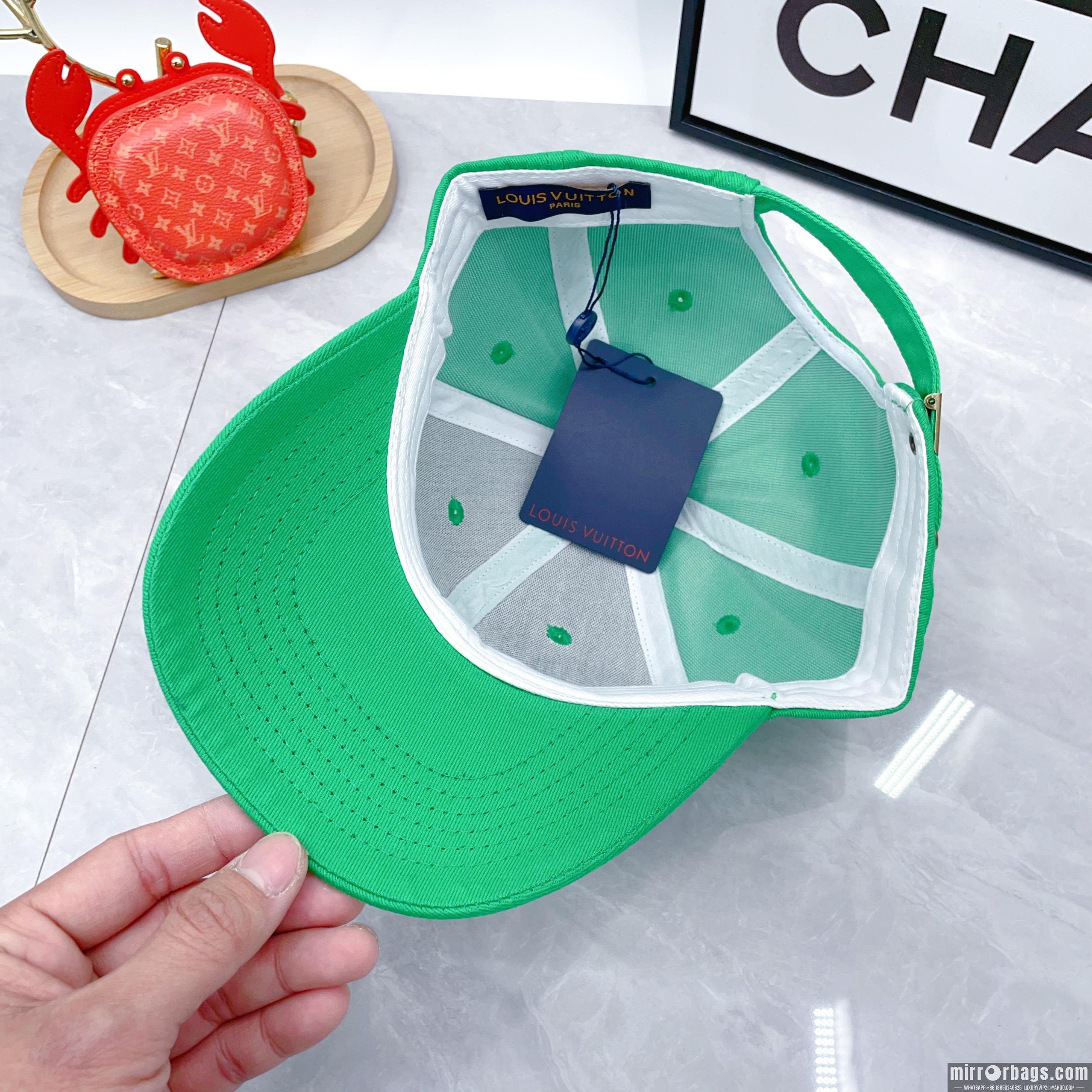 Replica LV Hat dx04