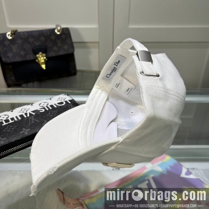 Replica Dior cap dx08