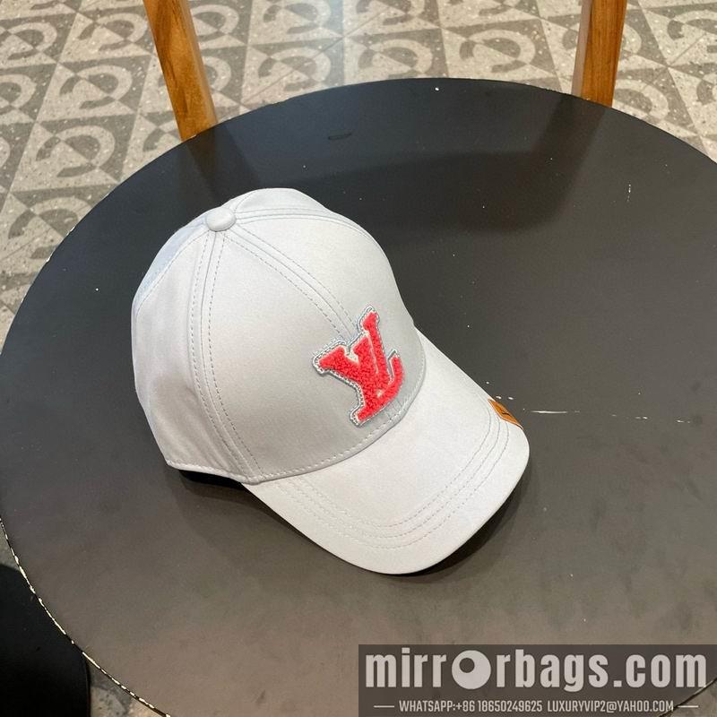 Replica LV  cap 072303