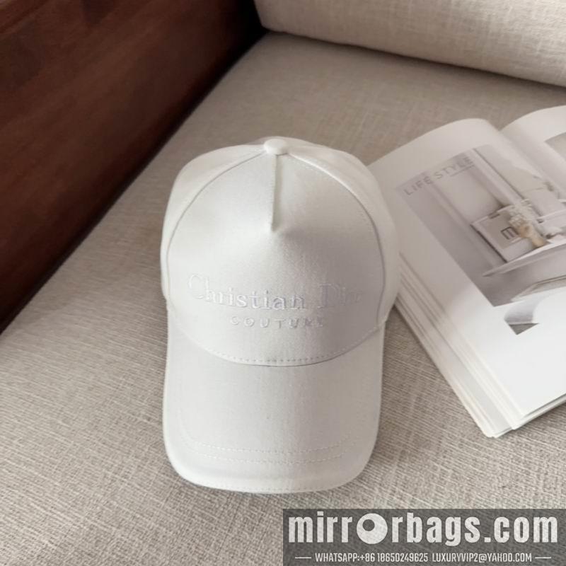 Replica Dior cap dx09