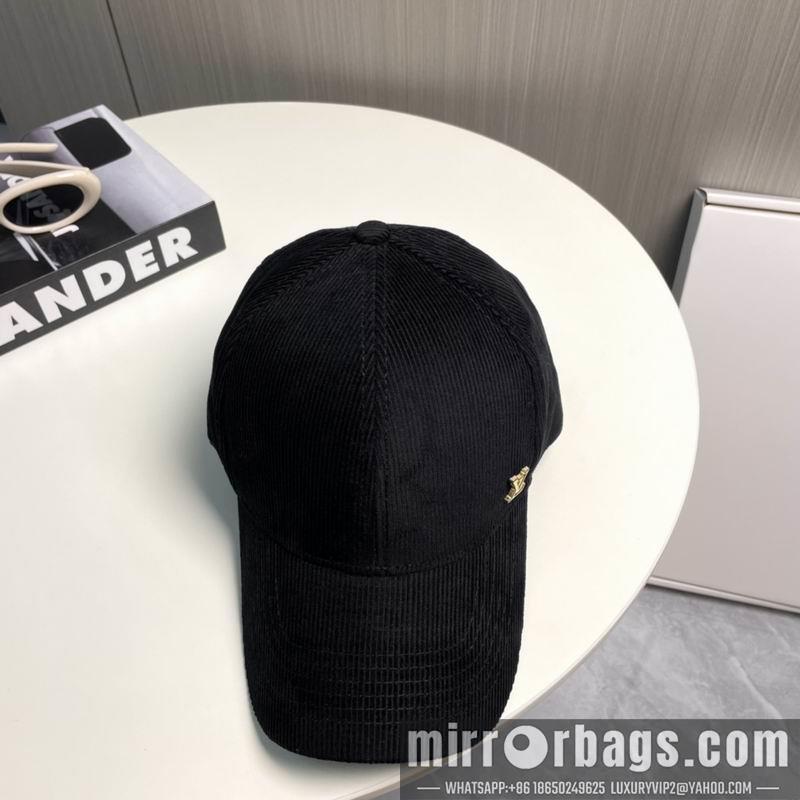 Replica LV cap dx113