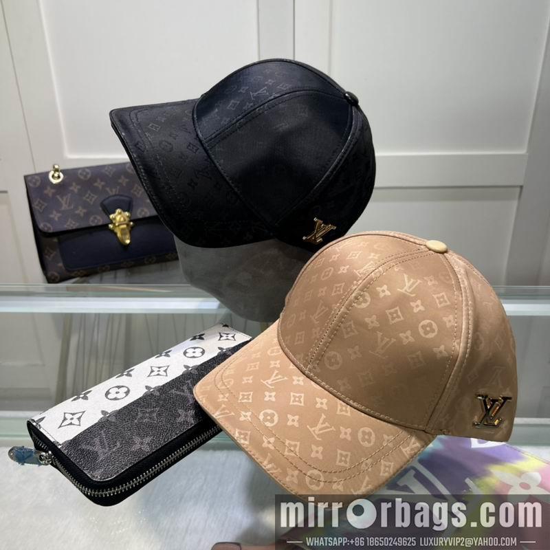 Replica LV cap dx111