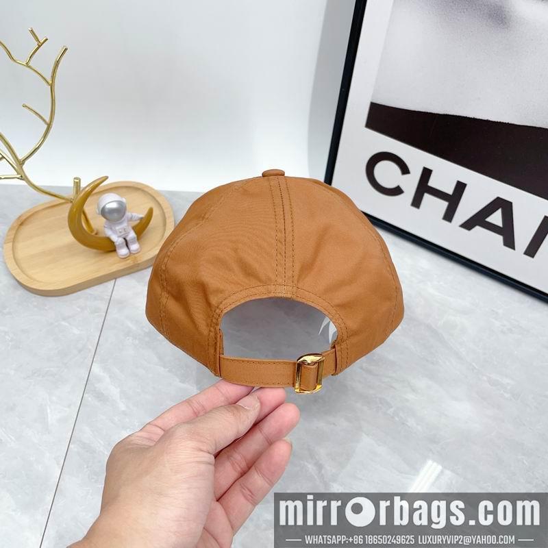 Replica Celine cap dx35