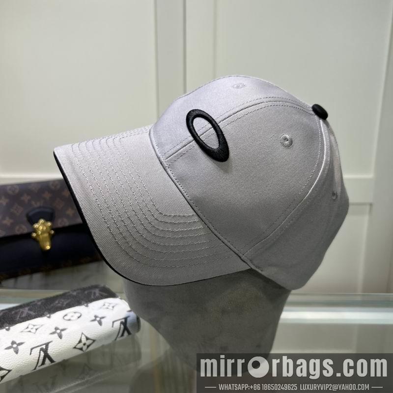 Replica Other cap dx07