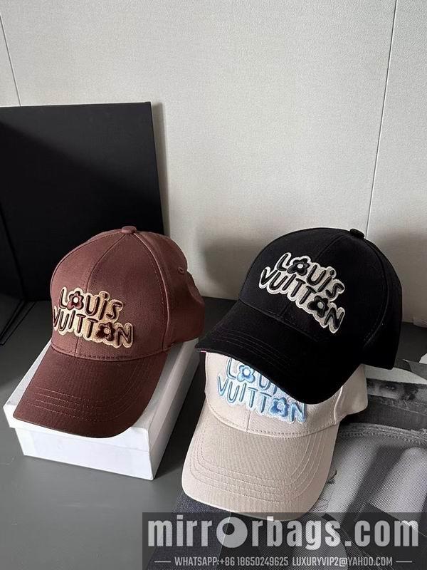 Replica LV cap dx30