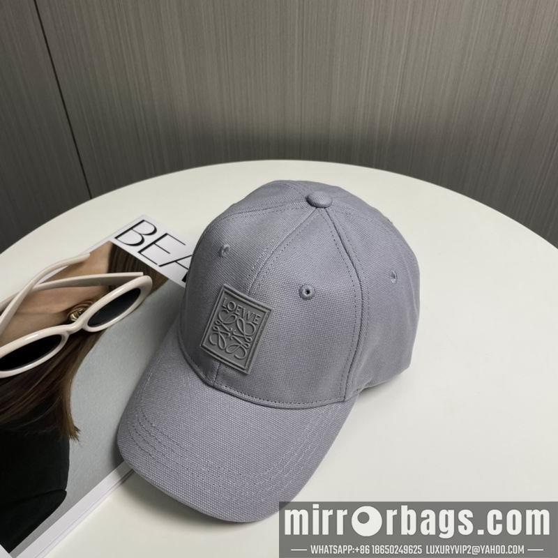 Replica Loewe Hat dx33