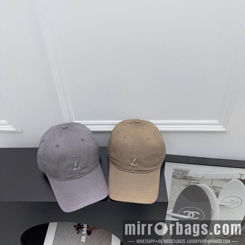 Replica LV Hat 042704