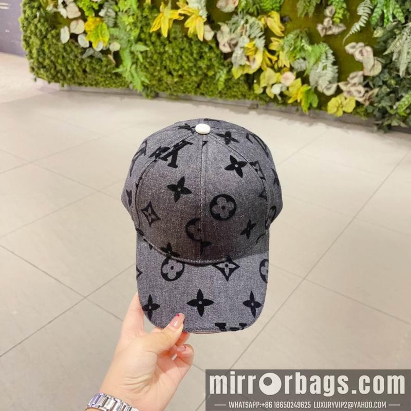 Replica LV cap 102803