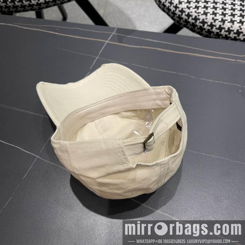 Replica LV cap 081005
