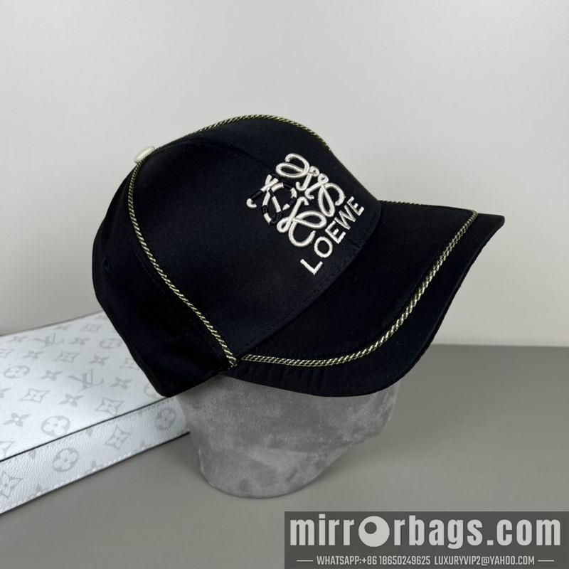 Replica Loewe cap dx47