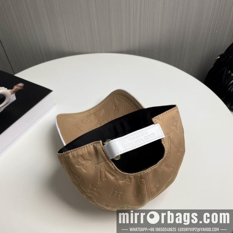 Replica LV cap dx44