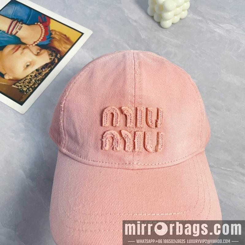 Replica Miumiu cap dx64