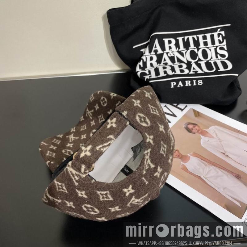 Replica LV Cap 121472