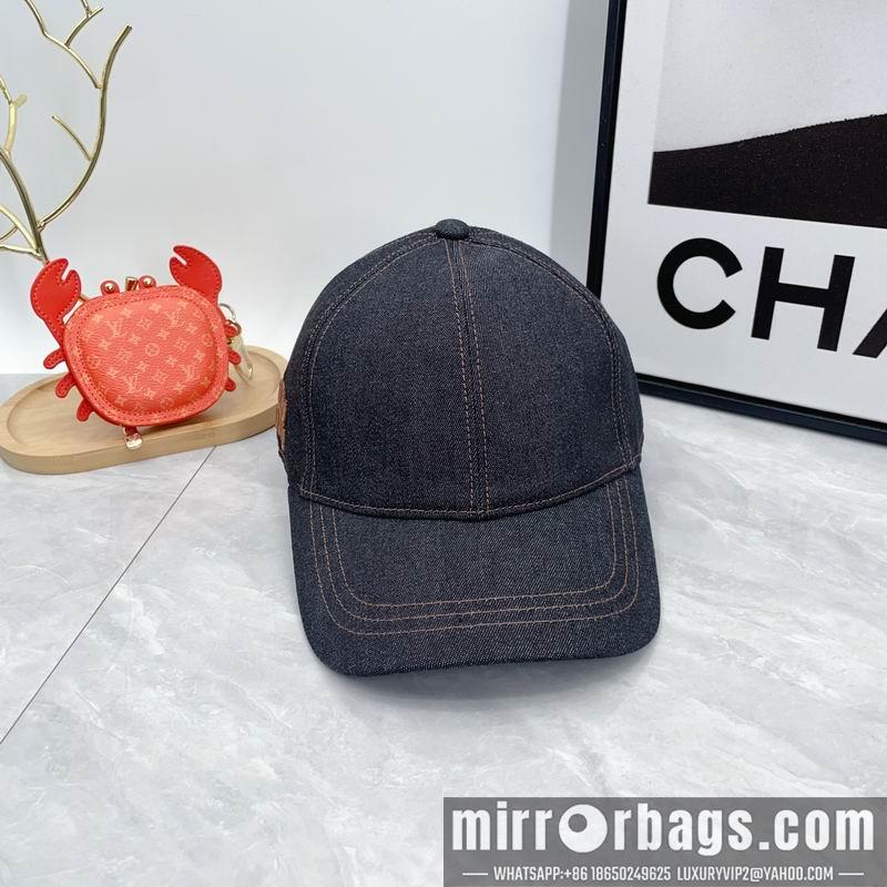 Replica Miumiu cap dx04
