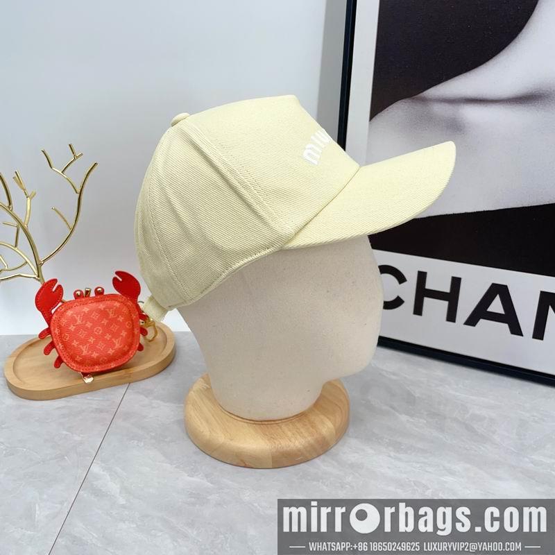 Replica Miumiu cap dx03