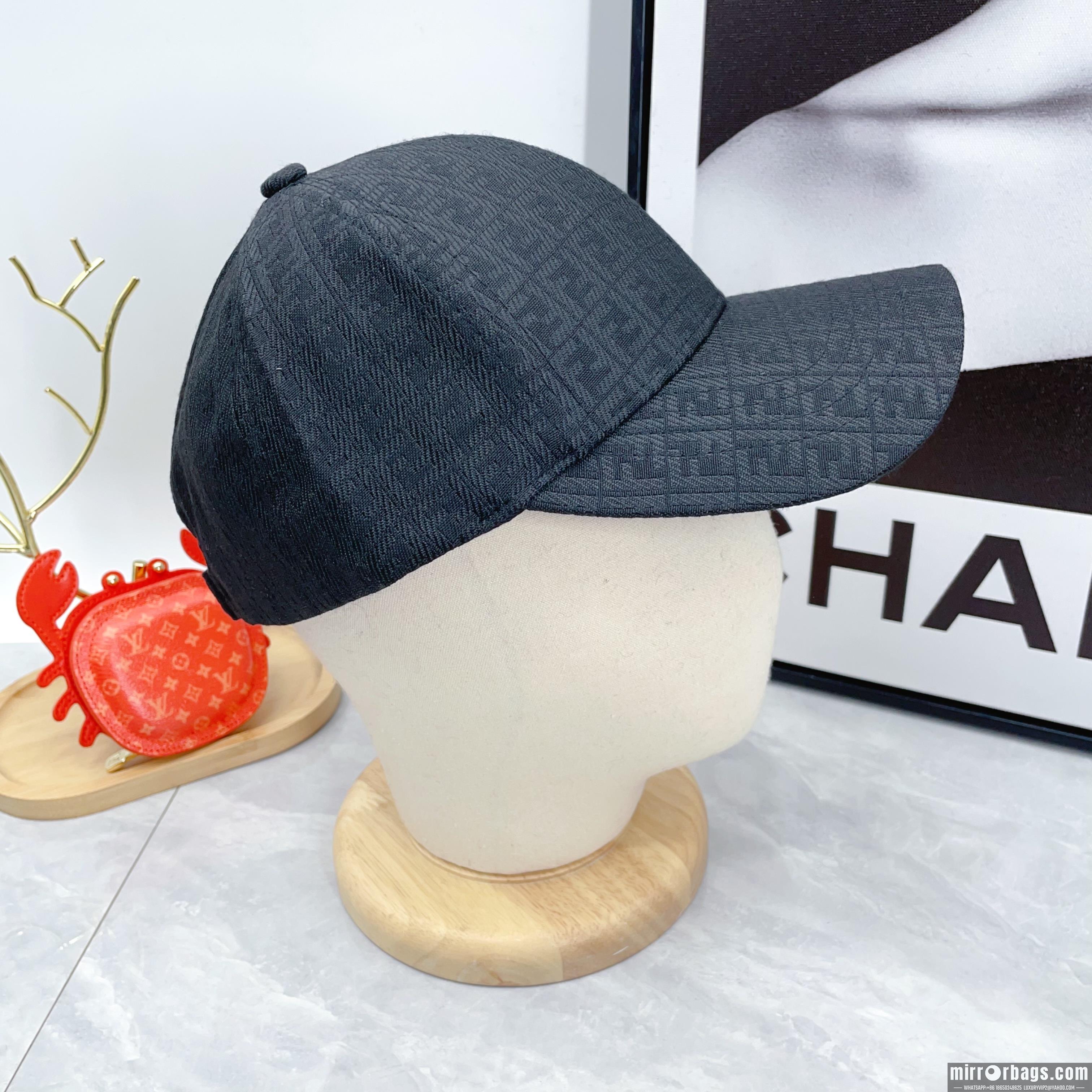 Replica Fendi cap dx64