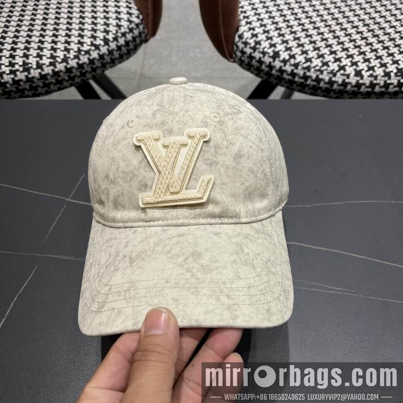 Replica LV Hat 040204