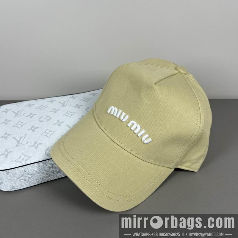 Replica Miumiu cap dx11