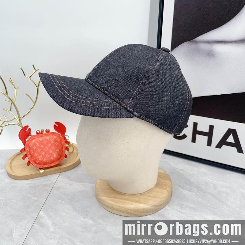 Replica Miumiu cap dx04
