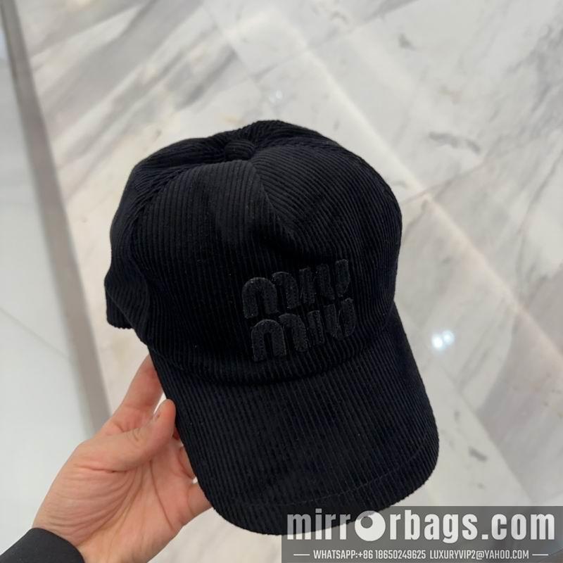 Replica Miumiu Cap dx37