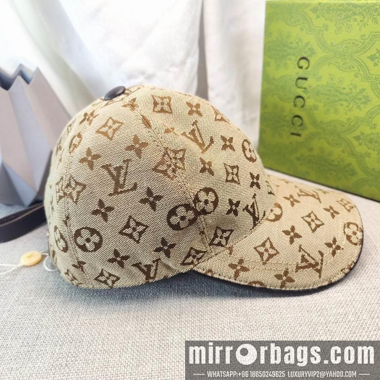 Replica LV Cap dxn01