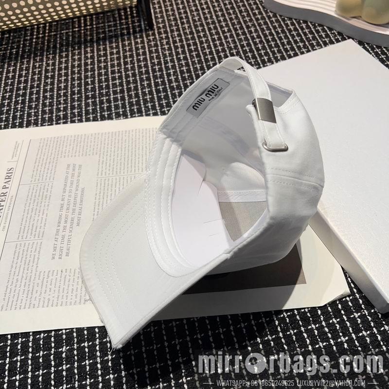 Replica Miumiu cap dx10