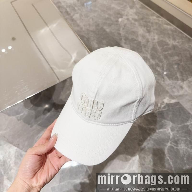 Replica Miumiu cap dx67