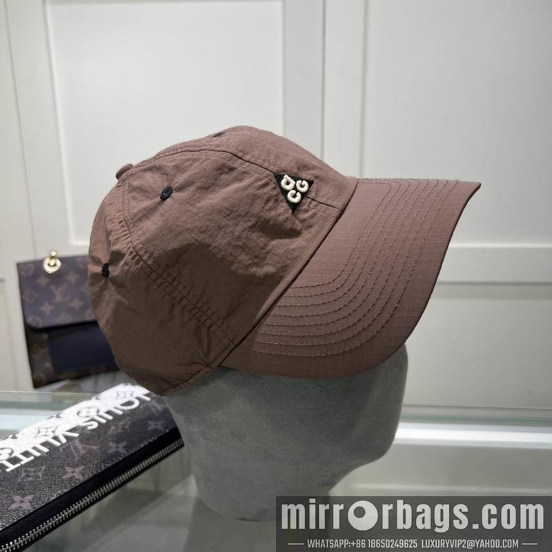 Replica Other cap dx17