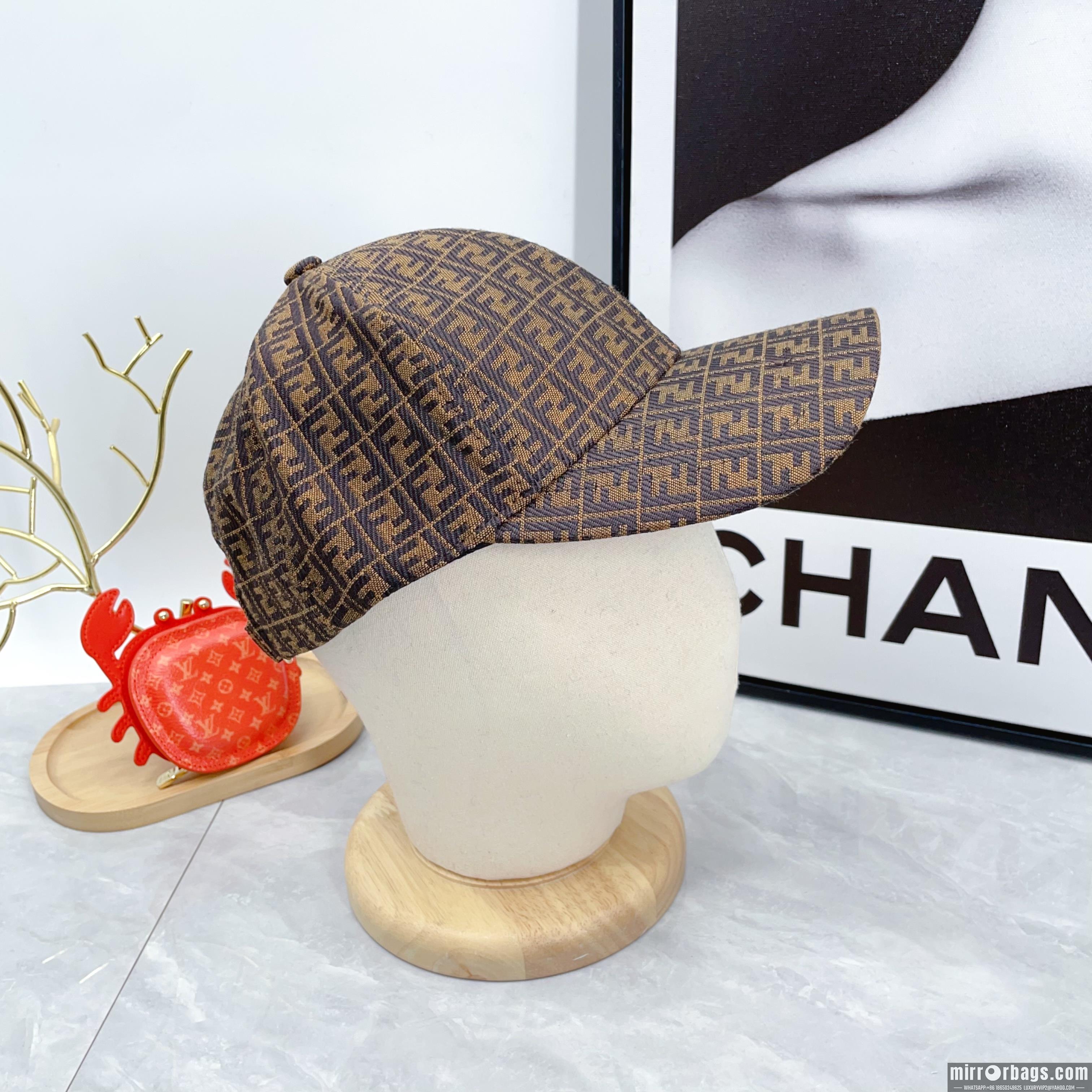Replica Fendi cap dx64