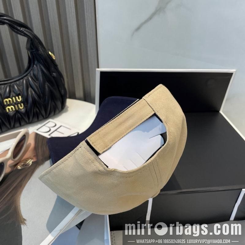 Replica Miumiu Cap dx31