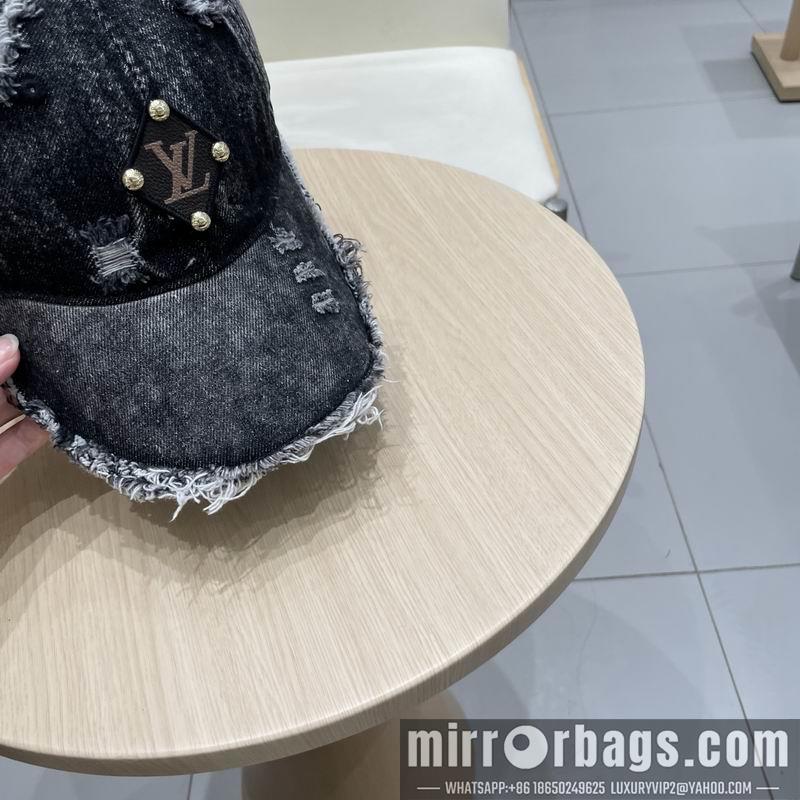 Replica LV Hat 030953