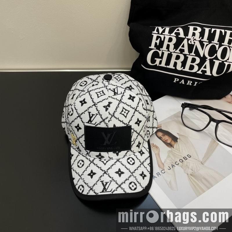 Replica LV Hat 042703