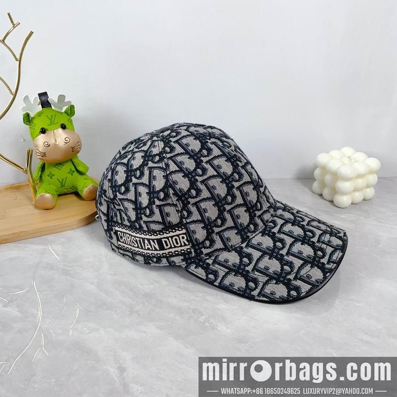 Replica Dior cap dx66