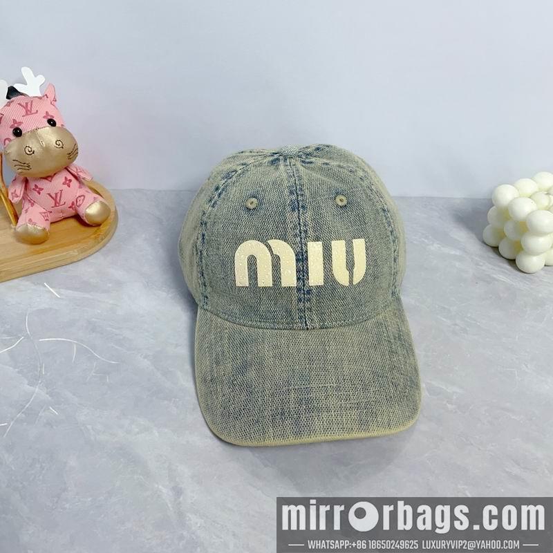 Replica Miumiu cap dx46