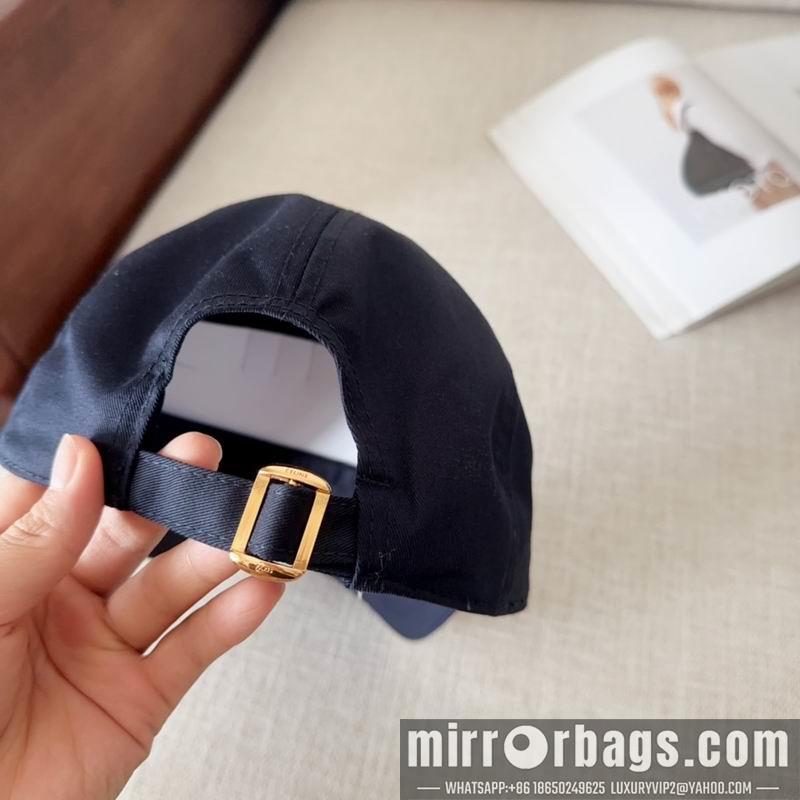 Replica Celine cap dx133