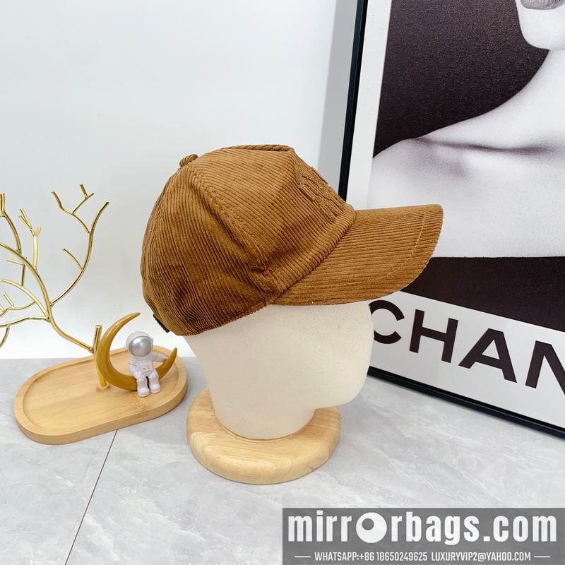 Replica Miumiu Cap dx34