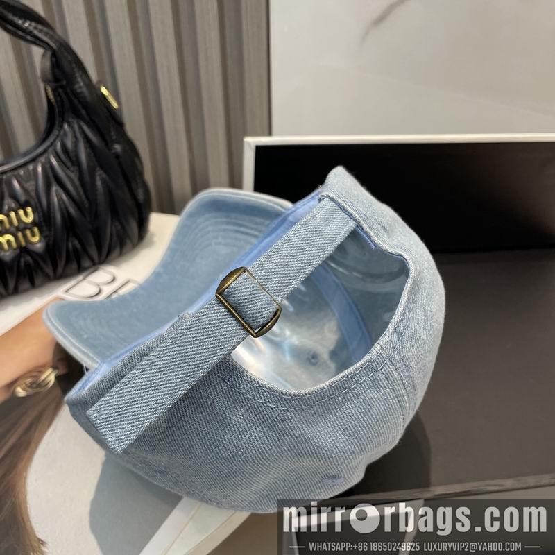 Replica Loewe cap dx55