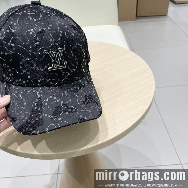 Replica LV cap 041402